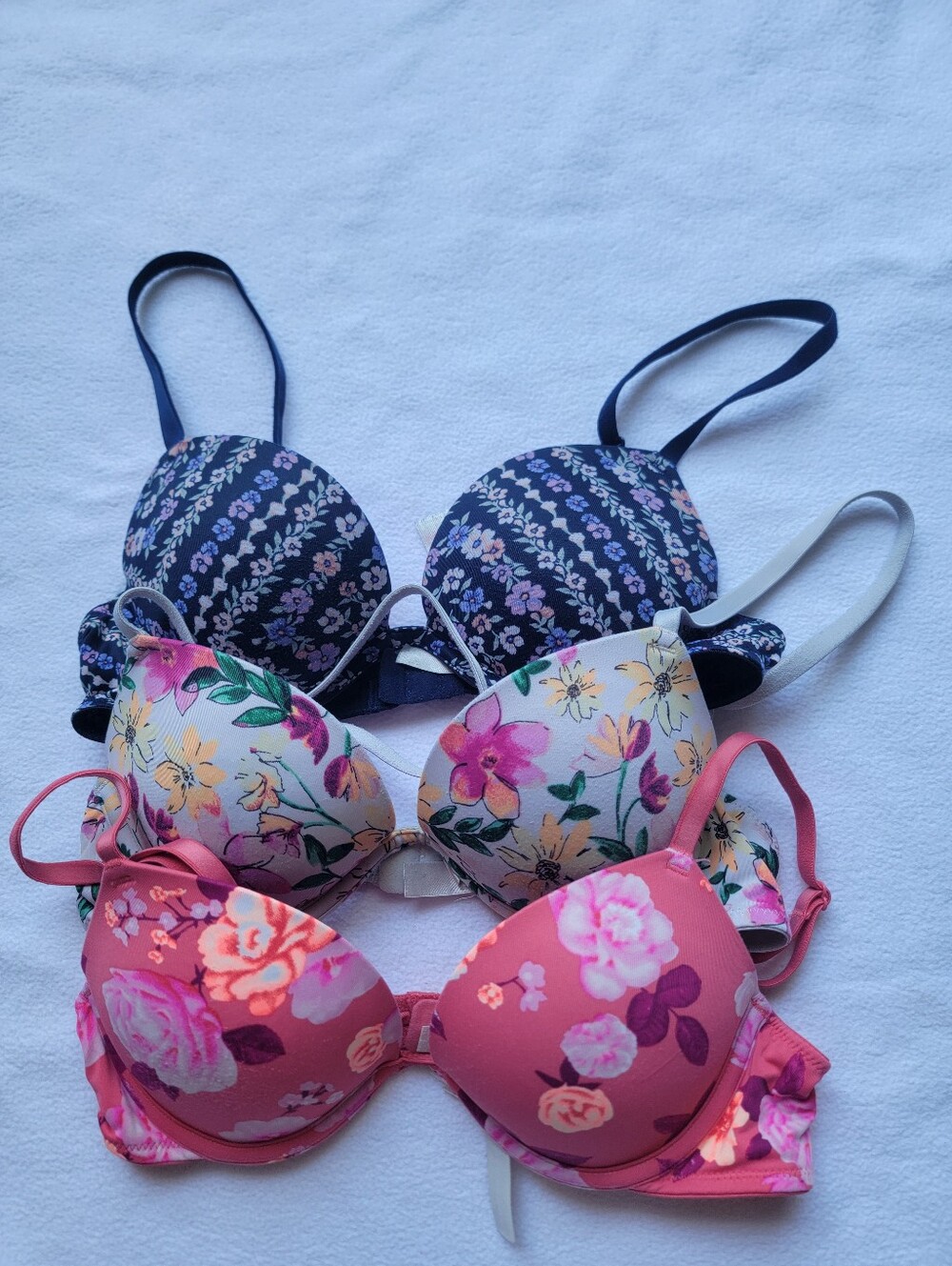 Lot Of 3 PINK Victoria's Secret Bras Floral Wear Everywhere Super Push Up 32A